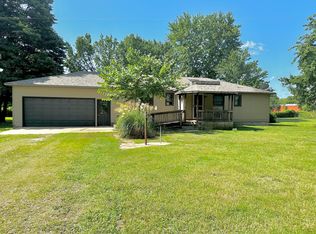 915 County Road 6140, Dora, MO 65637