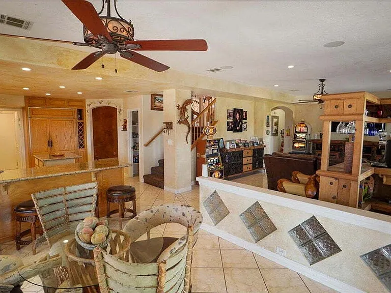 41904 Tucson Ct — Photo 8