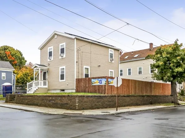 71 Colfax St, Providence, RI 02905