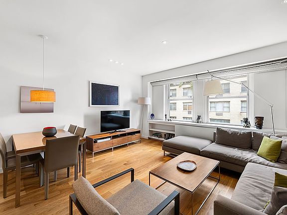 5th image of 111 E 56th St #1415