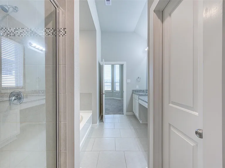 20807 Shawbrook Dr — Photo 41