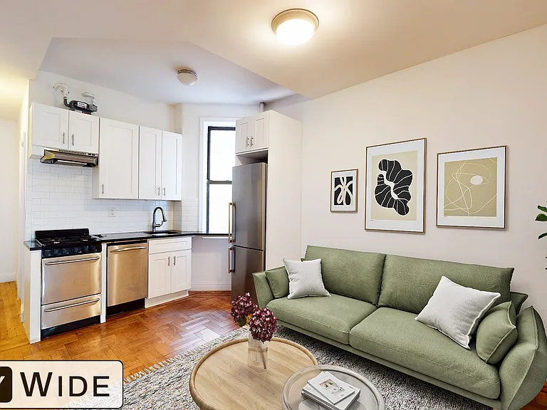 226 E 36th St #4C — Photo 2
