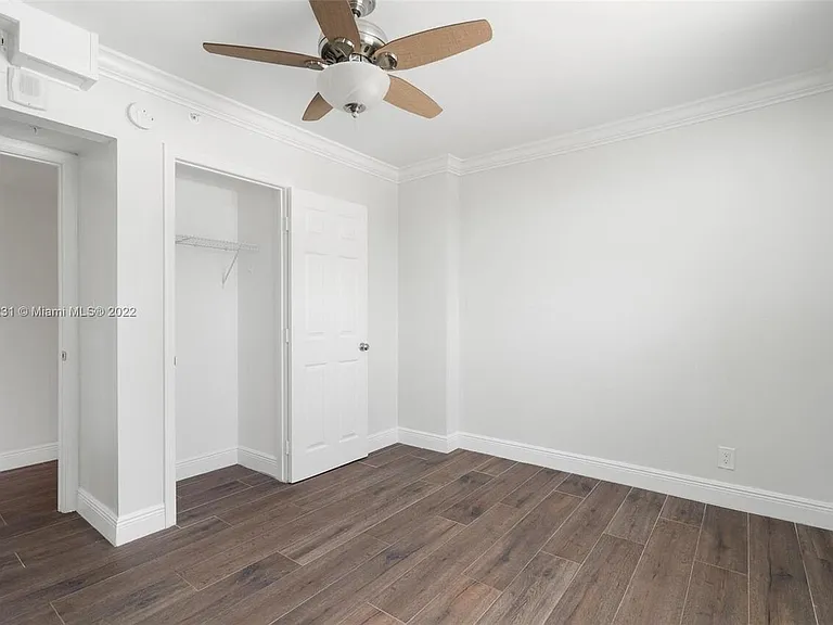 1505 N Riverside Dr #404 — Photo 17