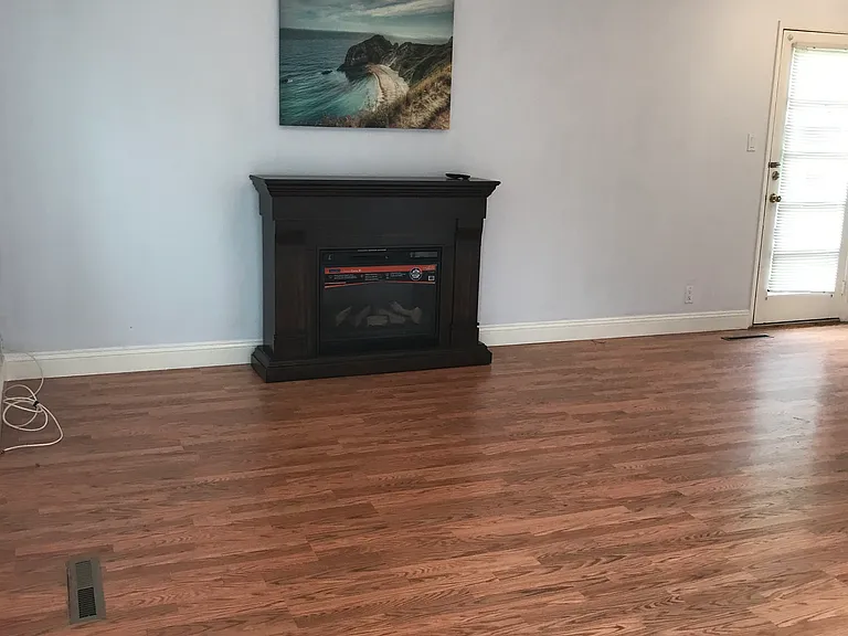 355 Norfolk Dr — Photo 7