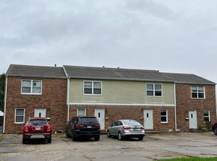 1924 Pinebrooke Ct #1924, Columbus, IN 47203