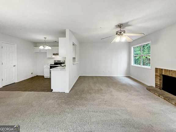 3rd image of 3672 Platina Park Ct