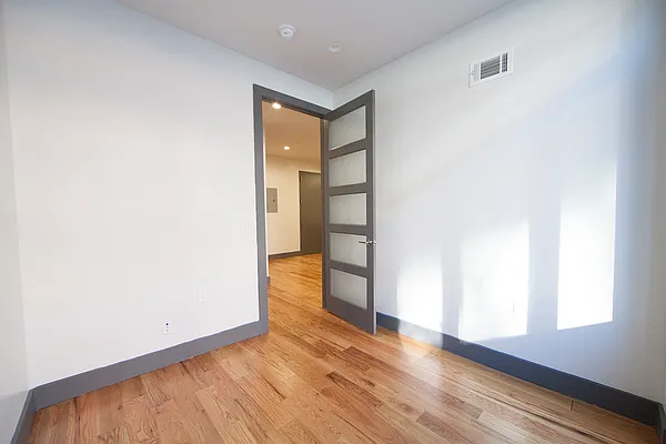 Rented by Brooklyn Group | media 33