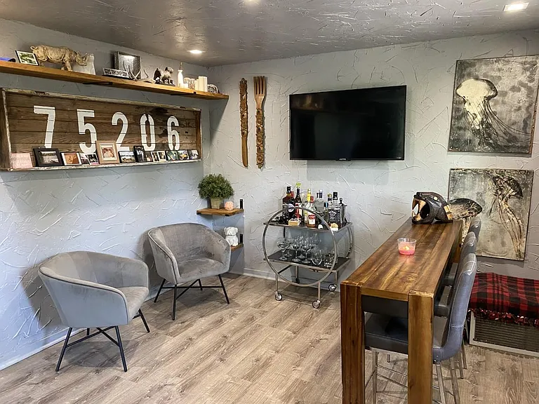 2019 McMillan Ave #2 — Photo 9