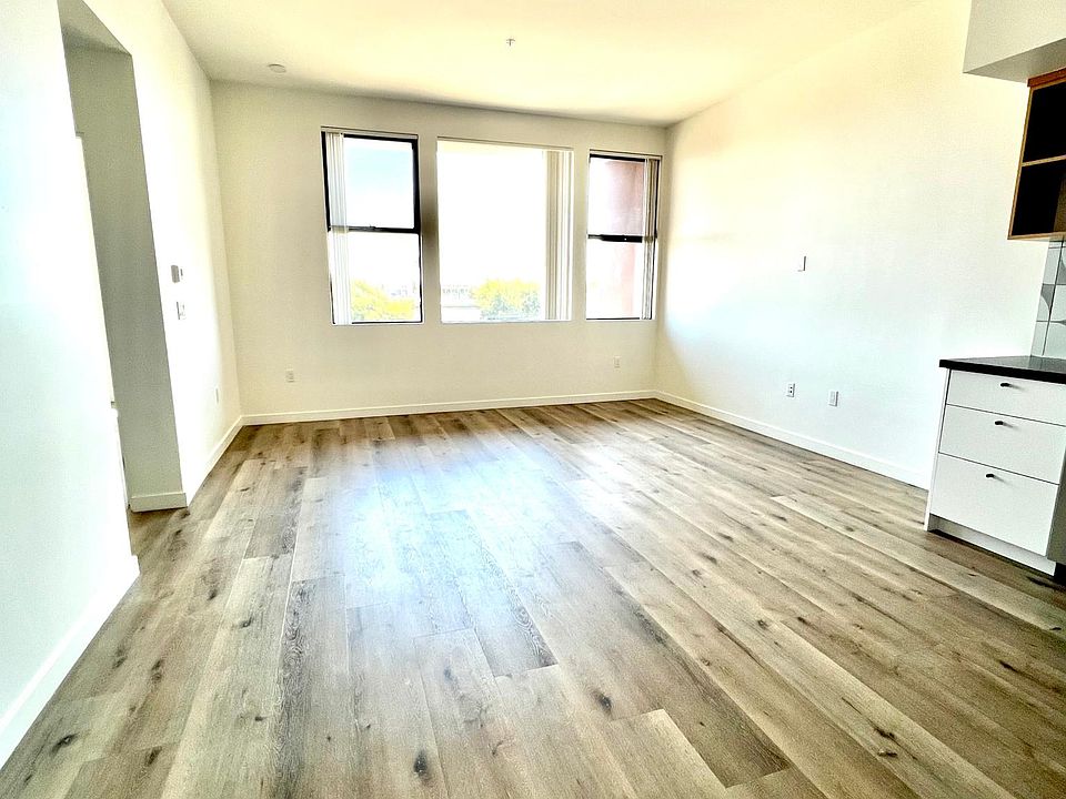 1st image of 4136 30th St APT 309