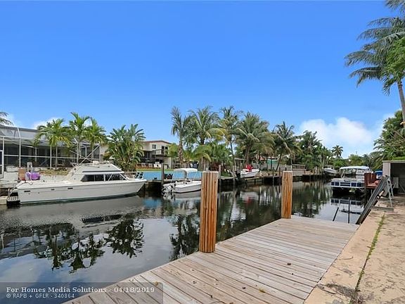 4th image of 2606 Okeechobee Ln
