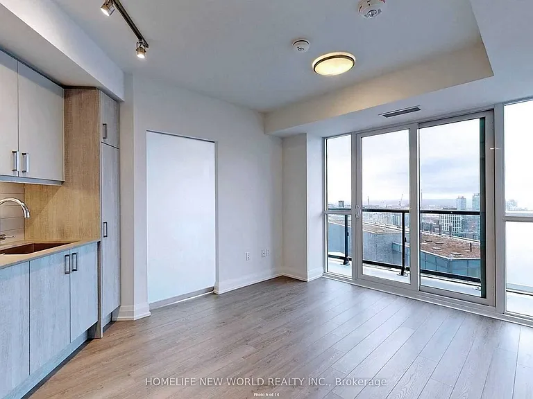 77 Mutual St #3602 — Photo 2