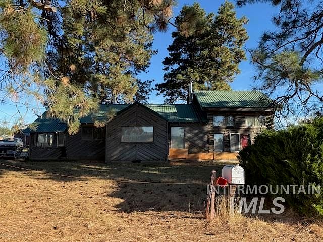 1st image of 62637 Dry Creek Ln