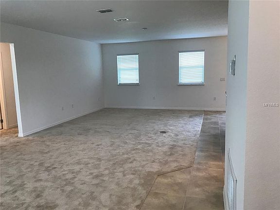 5th image of 200 Athabasca Dr