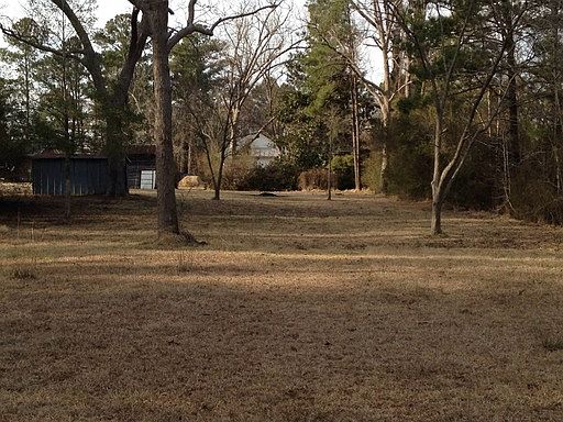 2nd image of 607 Vandemere Rd