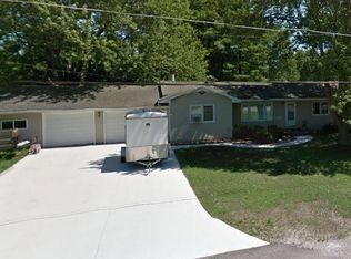 4859 S Flajole Rd, Midland, MI 48642