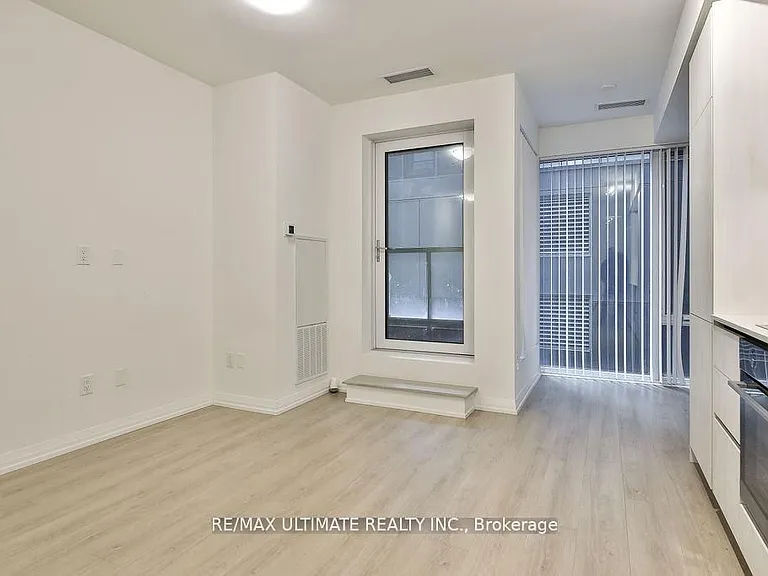8 Widmer St #515 — Photo 20