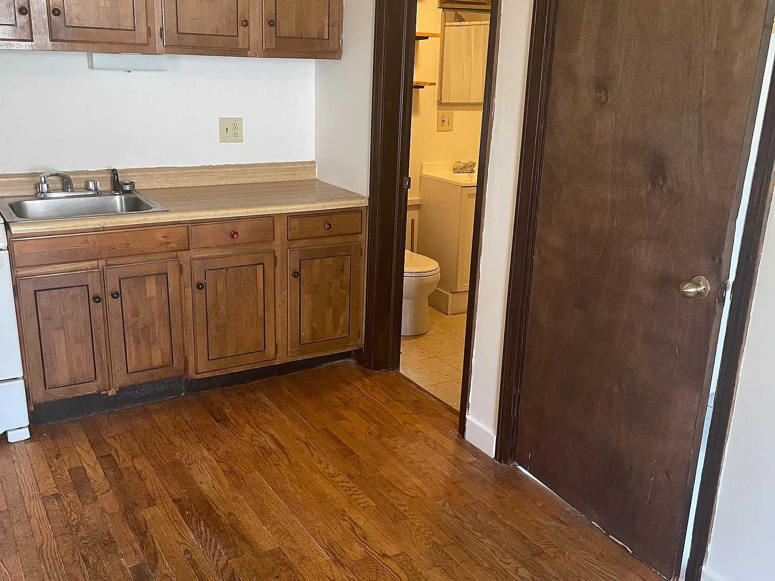 1 bed, $875 — Photo 2