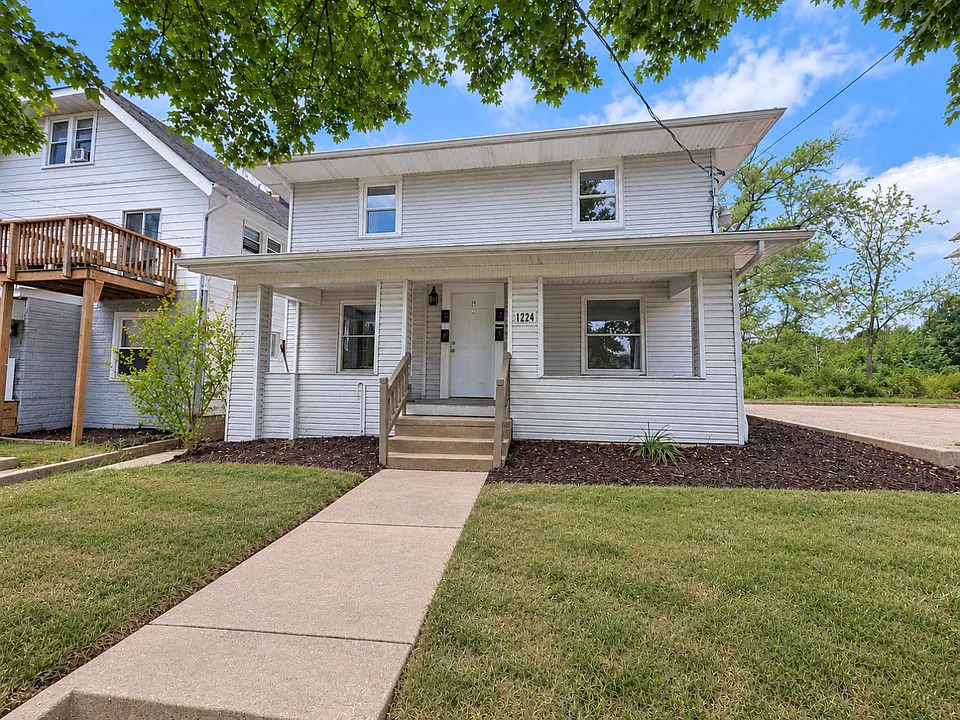 1224 Pondview Ave #3