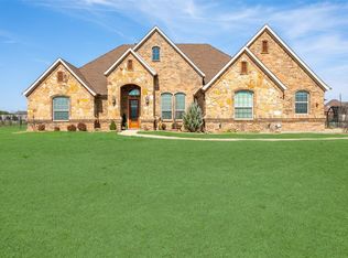 100 Saharra Slew Ct, Fort Worth, TX 76126