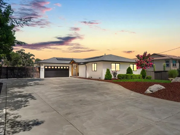 5700 Aguilar Rd, Rocklin, CA 95677