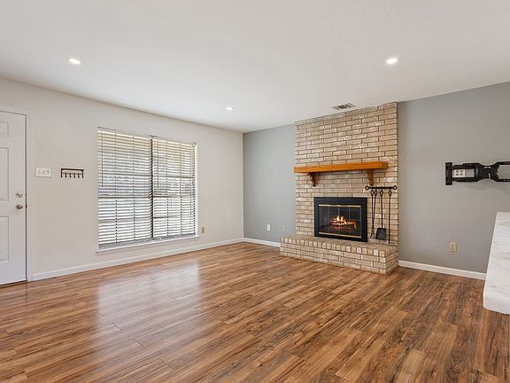 3rd image of 7857 Fairway Rd