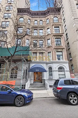 Rented by City Connections Realty | media 16