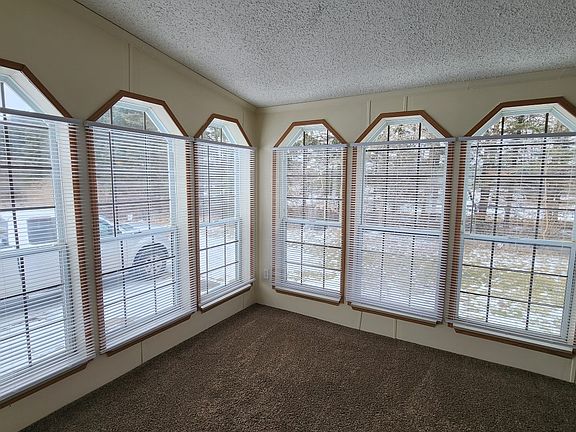 4th image of 6600 Bonnett Ct
