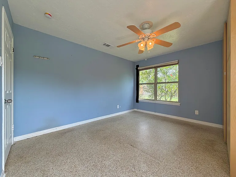7103 Twin Crest Dr — Photo 21