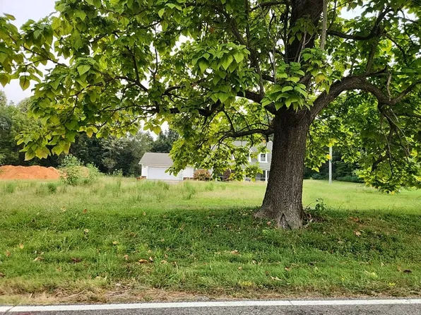 5937 Old Jackson Rd, Bells, TN 38006