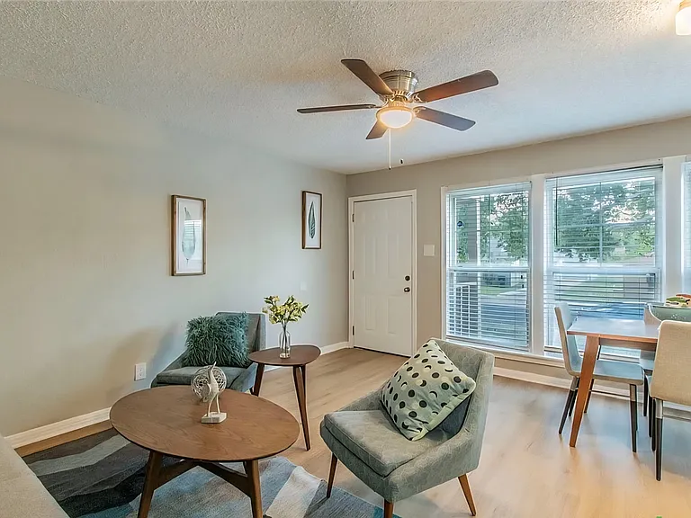 806 Estelle Ave #A — Photo 2