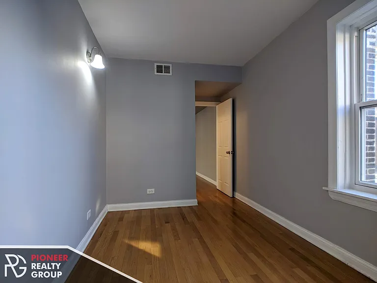 5029 N Harding Ave #3E — Photo 8