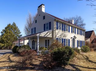 805 Campus Ln, Lewisburg, PA 17837