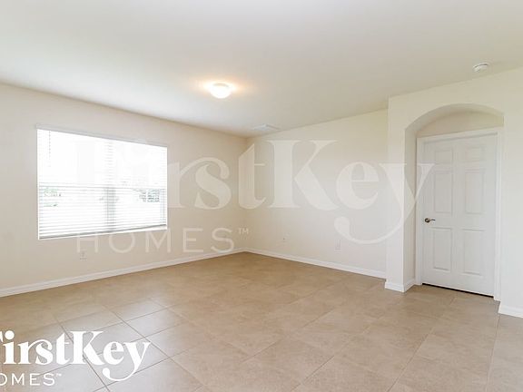 2nd image of 2625 SW 9th Ave