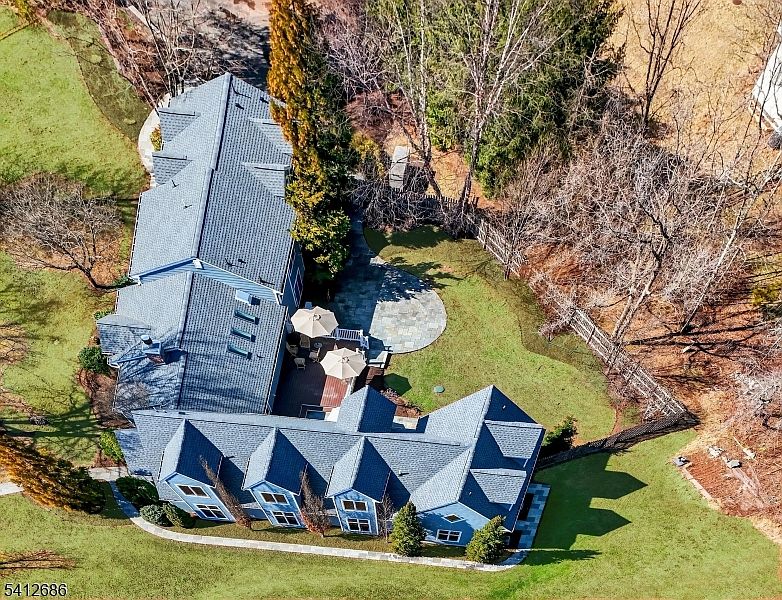 1st image of 947 Cherry Hill Rd