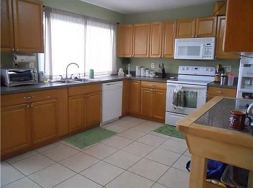 4th image of 3404 Briarwood Ln
