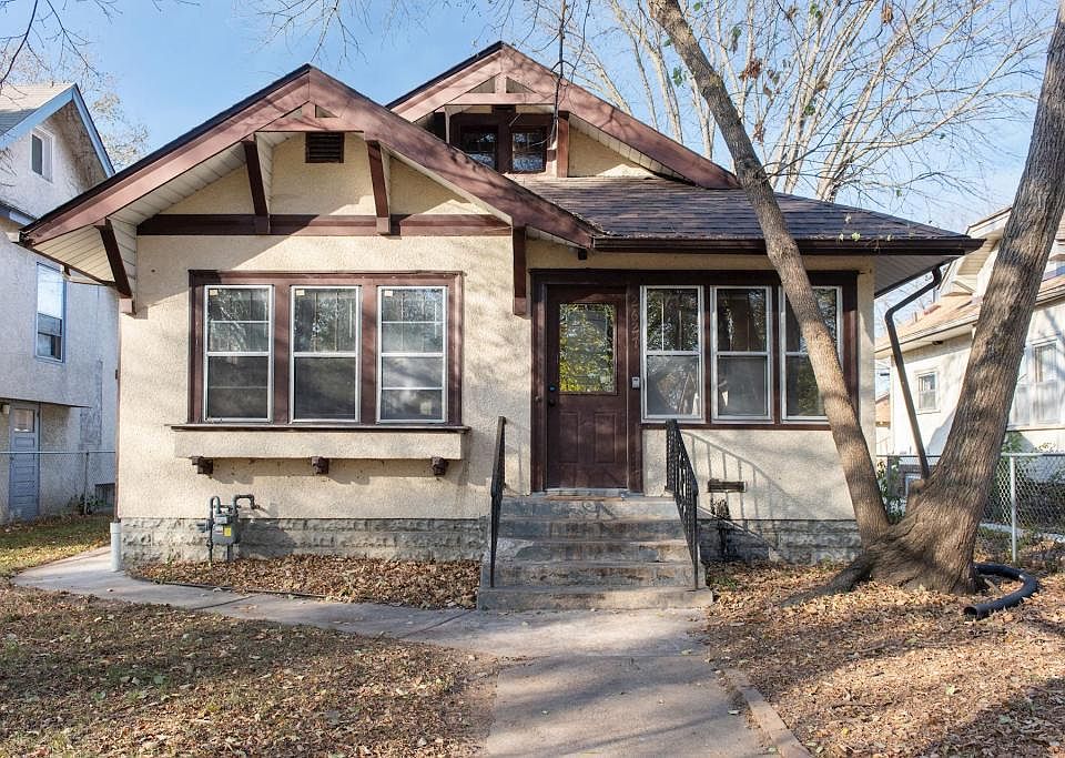 1st image of 2627 Irving Ave N
