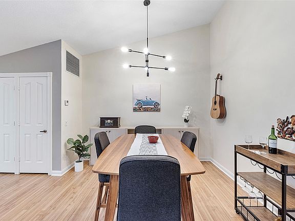 4th image of 9132 Sun Terrace Circle #A
