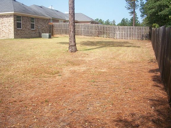 3rd image of 3415 Essex Pl