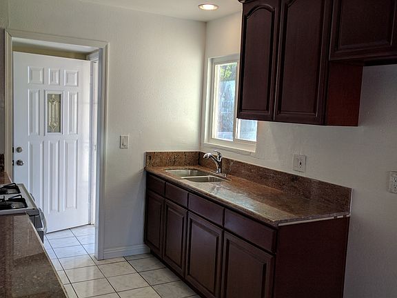 5th image of 602 Lidford Ave