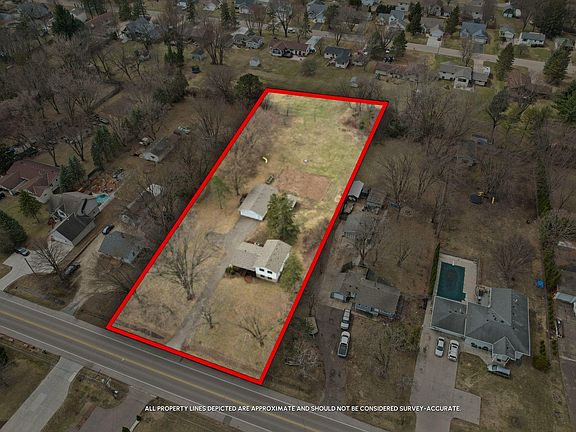 4th image of 2951 Edgerton St