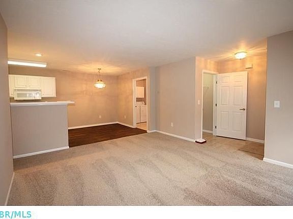 4th image of 8348 Sable Crossing Dr