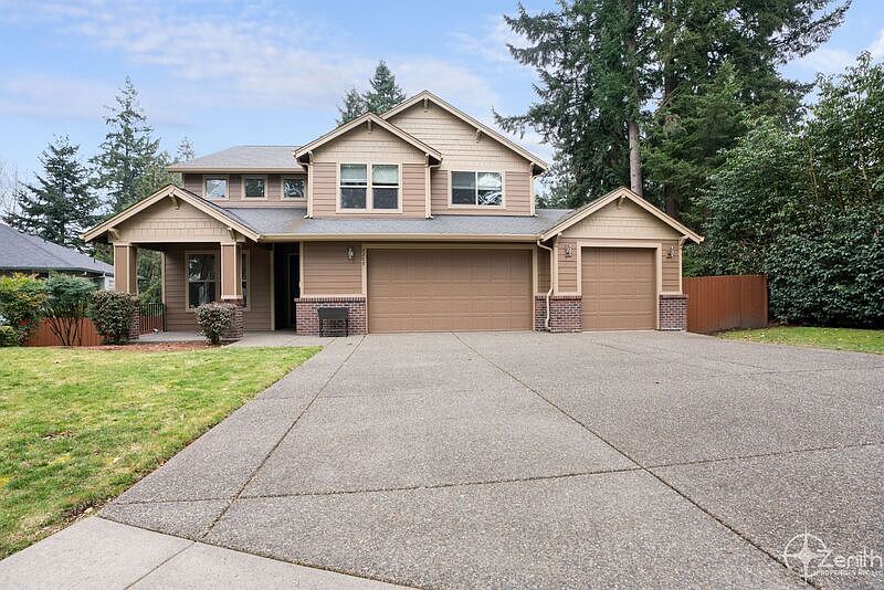 1st image of 2209 NE Village Green Dr