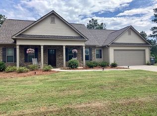 185 Needleleaf Dr, Barnesville, GA 30204