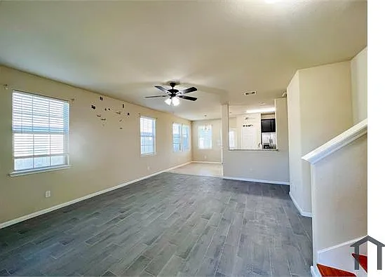 10126 Larch Creek Ct — Photo 5
