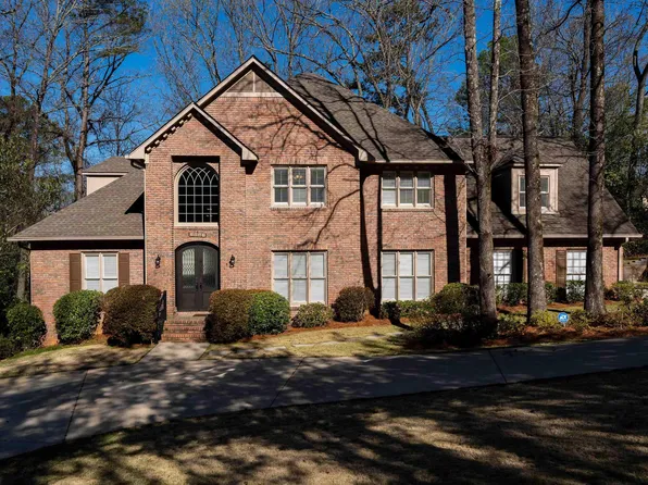 2567 Aspen Cove Dr, Vestavia, AL 35243