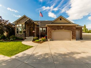 1464 W 870 S, Syracuse, UT 84075