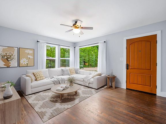 4th image of 1136 Harrison Ave
