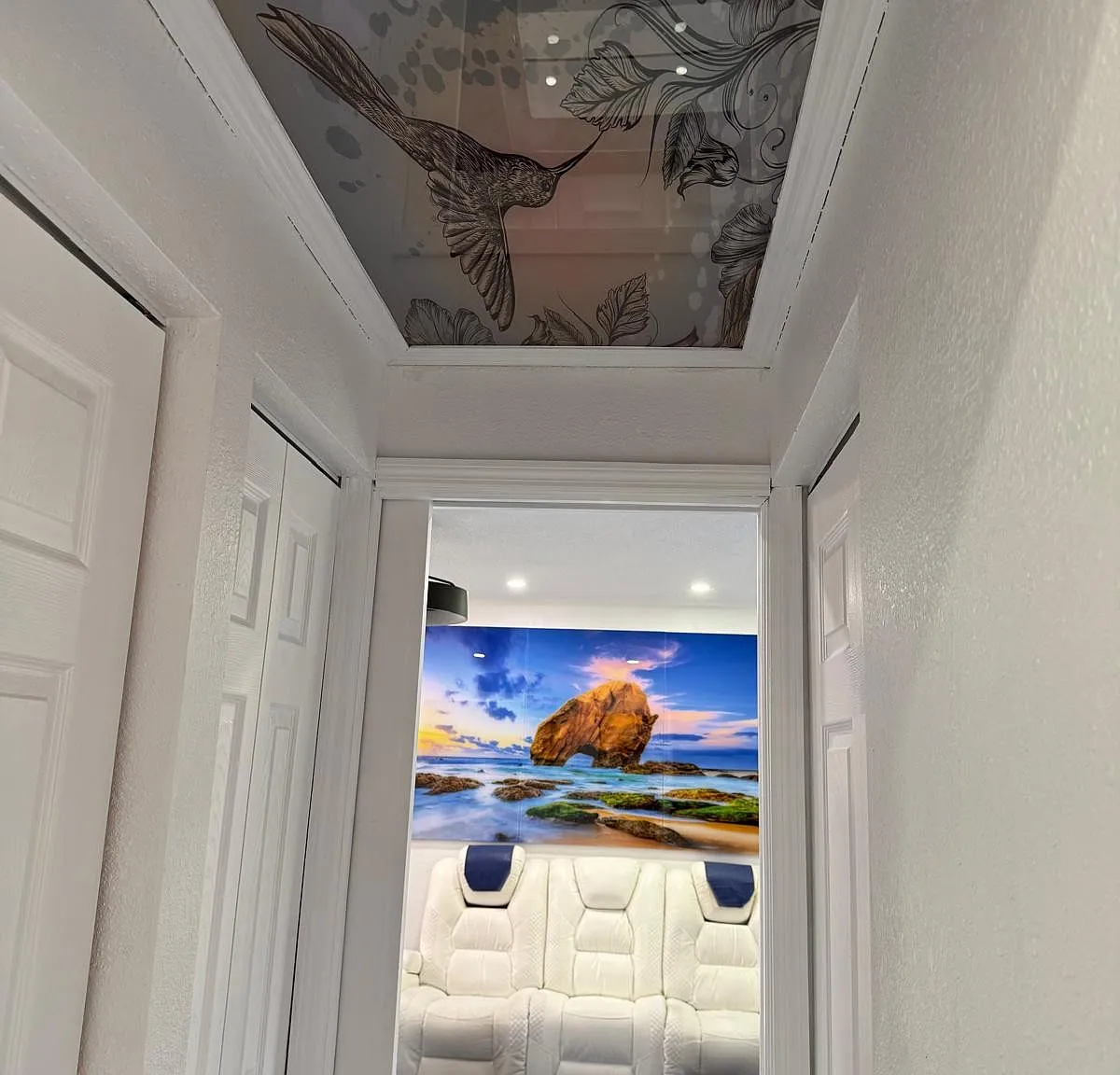 2 bed, 944 sqft, $2,000 — Photo 2