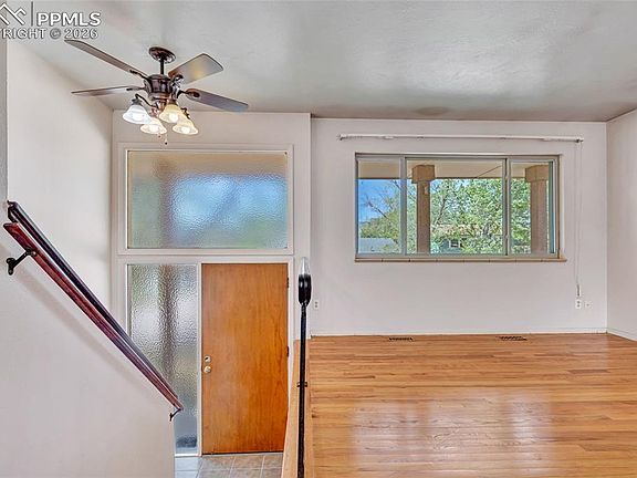 5th image of 47 Landoe Ln
