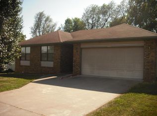 4141 S Oak Ave, Springfield, MO 65804